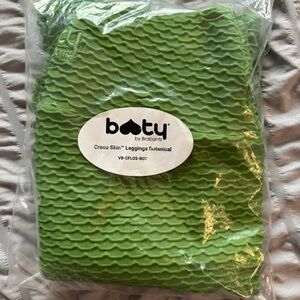 Botanical Croc Skin Texture Leggings